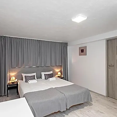 Happyinn Hostel