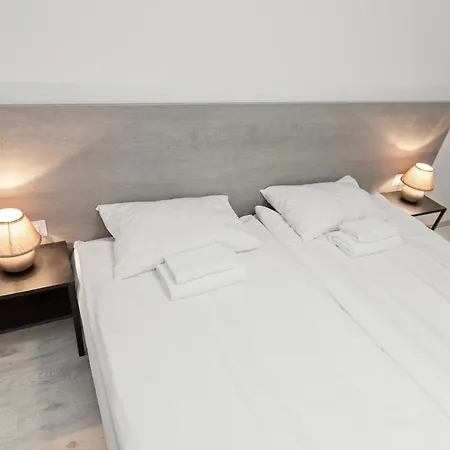 אכסניה Happyinn קובנה